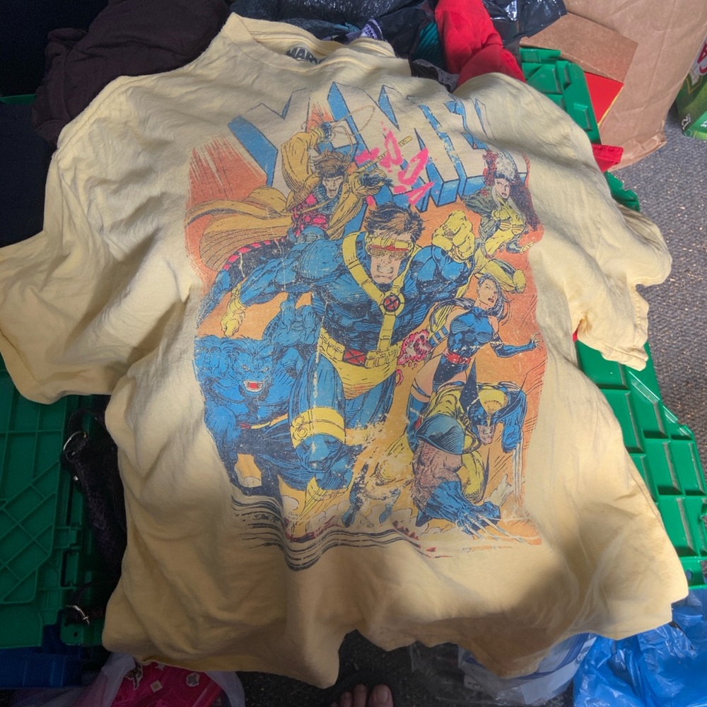 Marvel Yellow Short Sleeve Tee with Dynamic Graphic
